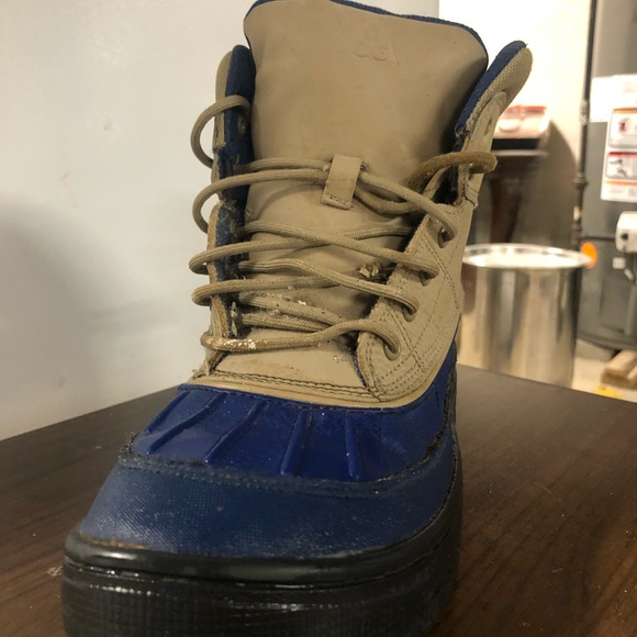 Nike ACG boots - Picture 3 of 3